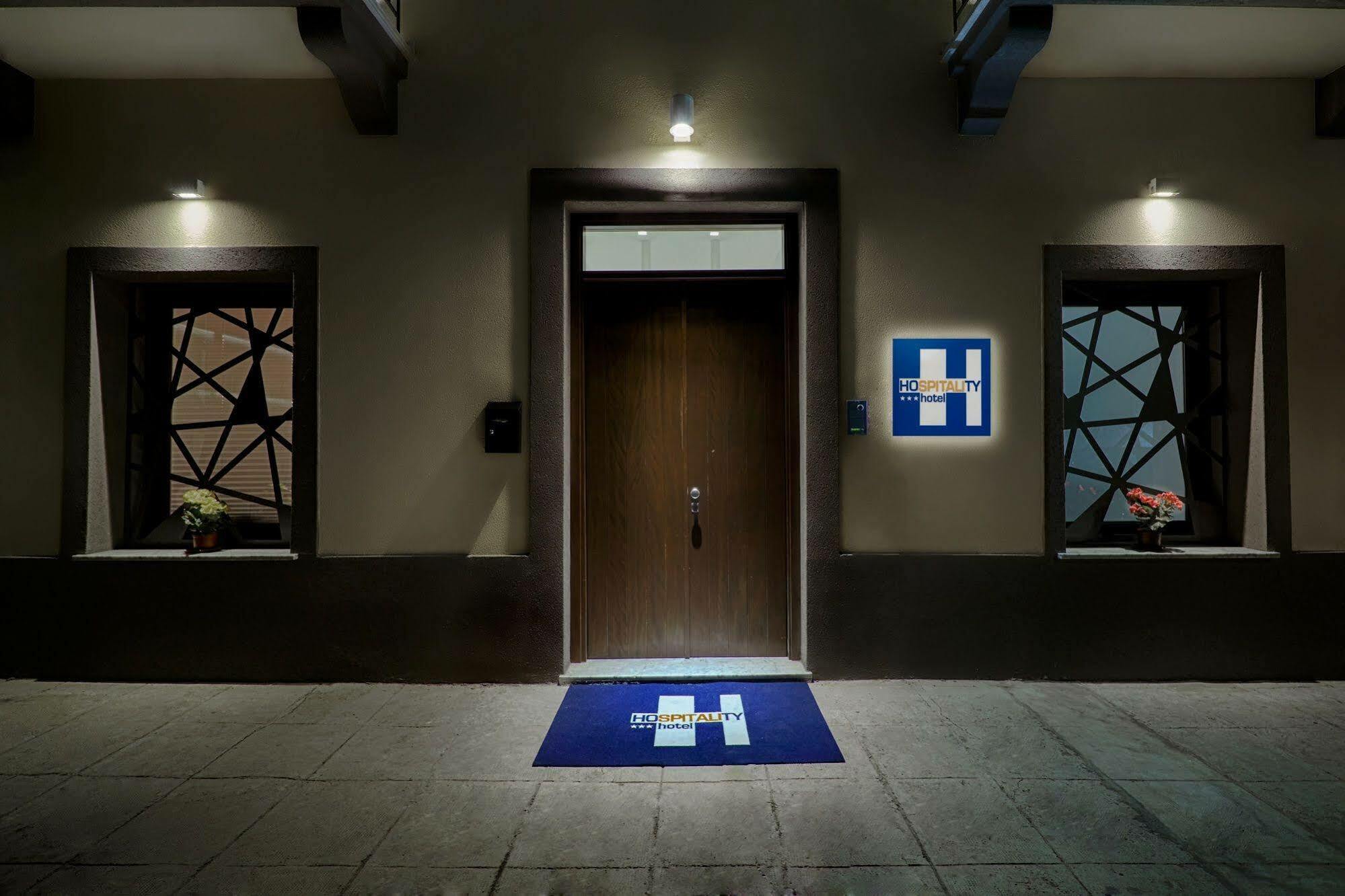 Hospitality Hotel Palermo Exterior photo